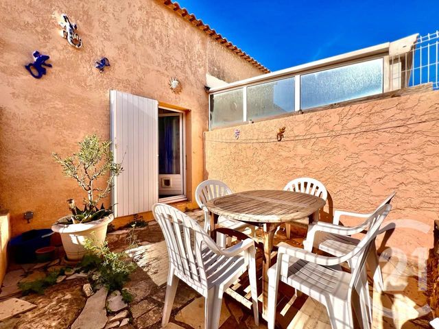 maison à vendre - 3 pièces - 36.1 m2 - BANDOL - 83 - PROVENCE-ALPES-COTE-D-AZUR - Century 21 Immobilière Charlemagne