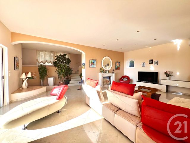 maison à vendre - 7 pièces - 300.0 m2 - BANDOL - 83 - PROVENCE-ALPES-COTE-D-AZUR - Century 21 Immobilière Charlemagne