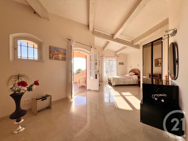 maison à vendre - 7 pièces - 300.0 m2 - BANDOL - 83 - PROVENCE-ALPES-COTE-D-AZUR - Century 21 Immobilière Charlemagne