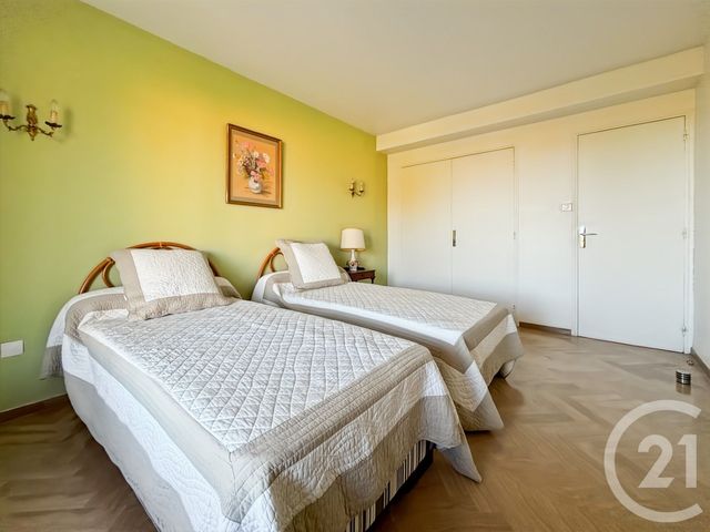 Appartement F3 à vendre - 3 pièces - 67.08 m2 - BANDOL - 83 - PROVENCE-ALPES-COTE-D-AZUR - Century 21 Immobilière Charlemagne