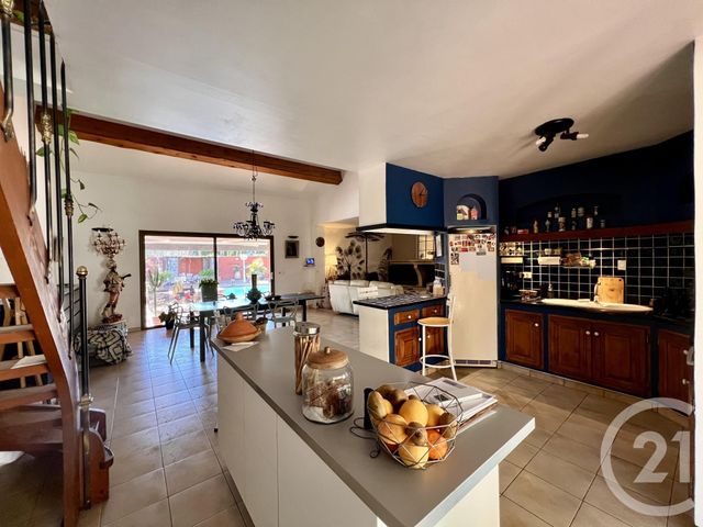 Afficher la photo en grand maison à vendre - 6 pièces - 220.0 m2 - LE BEAUSSET - 83 - PROVENCE-ALPES-COTE-D-AZUR - Century 21 Immobilière Charlemagne