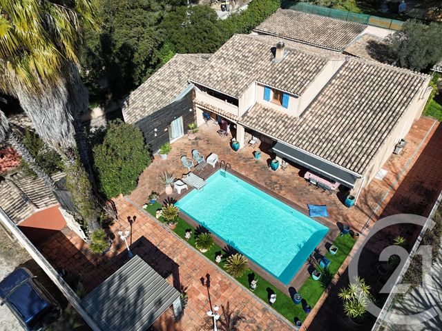 Afficher la photo en grand maison à vendre - 6 pièces - 220.0 m2 - LE BEAUSSET - 83 - PROVENCE-ALPES-COTE-D-AZUR - Century 21 Immobilière Charlemagne