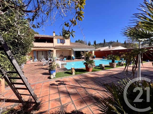 Afficher la photo en grand maison à vendre - 6 pièces - 220.0 m2 - LE BEAUSSET - 83 - PROVENCE-ALPES-COTE-D-AZUR - Century 21 Immobilière Charlemagne