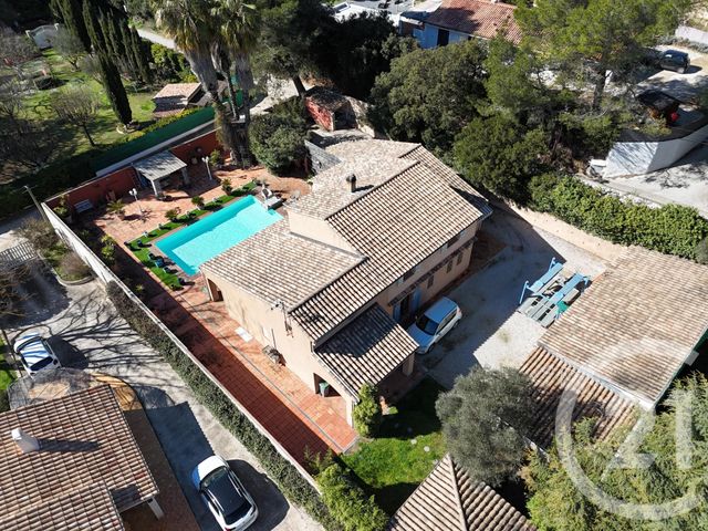 Afficher la photo en grand maison à vendre - 6 pièces - 220.0 m2 - LE BEAUSSET - 83 - PROVENCE-ALPES-COTE-D-AZUR - Century 21 Immobilière Charlemagne