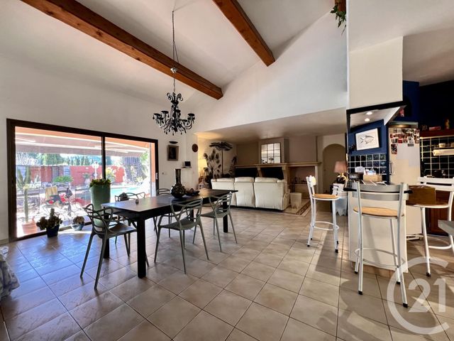 Afficher la photo en grand maison à vendre - 6 pièces - 220.0 m2 - LE BEAUSSET - 83 - PROVENCE-ALPES-COTE-D-AZUR - Century 21 Immobilière Charlemagne