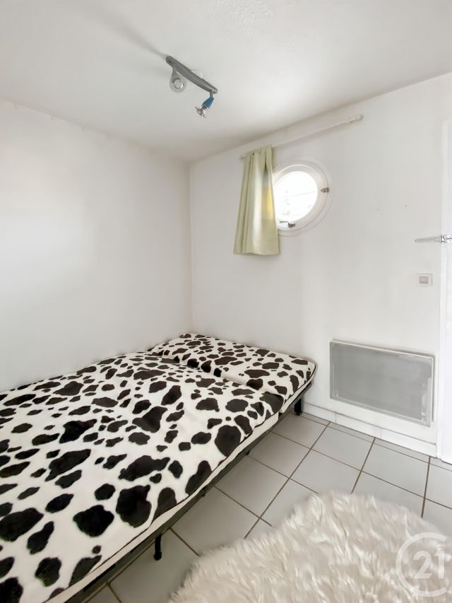 Appartement T1 à vendre - 2 pièces - 31.55 m2 - BANDOL - 83 - PROVENCE-ALPES-COTE-D-AZUR - Century 21 Immobilière Charlemagne