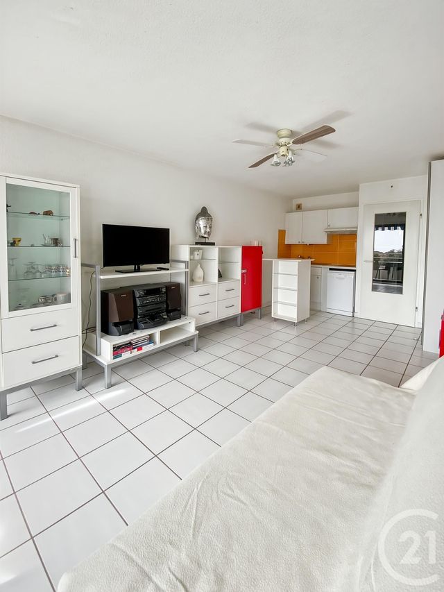 Appartement T1 à vendre - 2 pièces - 31.55 m2 - BANDOL - 83 - PROVENCE-ALPES-COTE-D-AZUR - Century 21 Immobilière Charlemagne