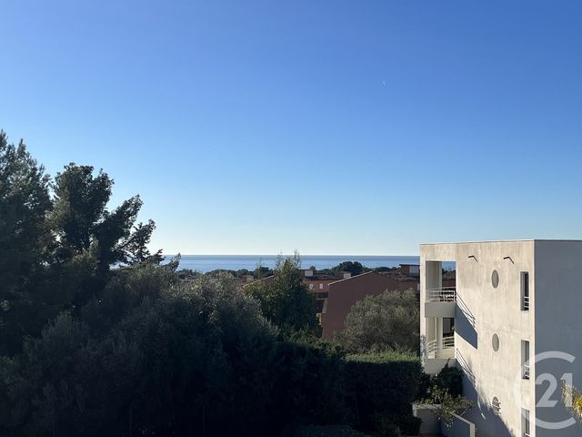 Appartement T1 à vendre - 2 pièces - 31.55 m2 - BANDOL - 83 - PROVENCE-ALPES-COTE-D-AZUR - Century 21 Immobilière Charlemagne