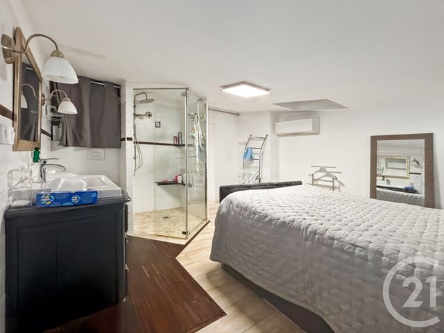 maison à vendre - 6 pièces - 232.7 m2 - SANARY SUR MER - 83 - PROVENCE-ALPES-COTE-D-AZUR - Century 21 Immobilière Charlemagne