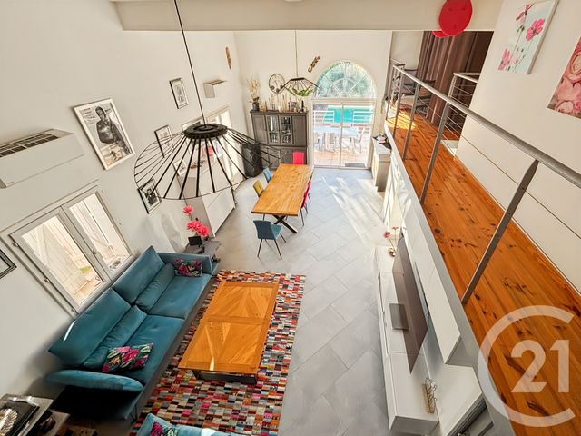 maison à vendre - 6 pièces - 232.7 m2 - SANARY SUR MER - 83 - PROVENCE-ALPES-COTE-D-AZUR - Century 21 Immobilière Charlemagne