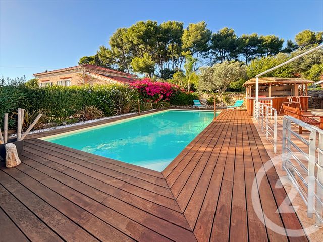 maison à vendre - 6 pièces - 232.7 m2 - SANARY SUR MER - 83 - PROVENCE-ALPES-COTE-D-AZUR - Century 21 Immobilière Charlemagne
