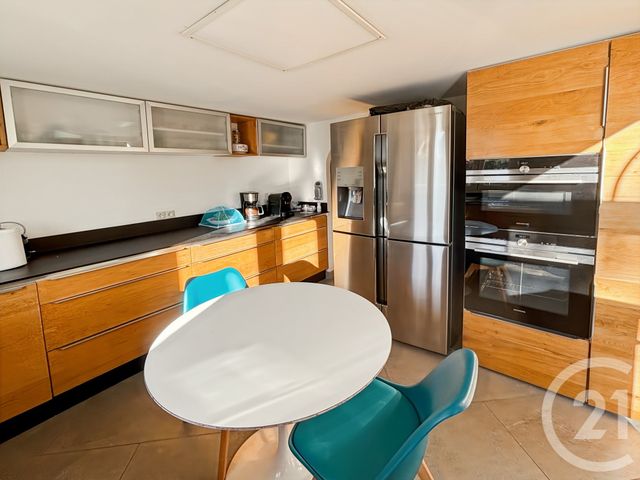 maison à vendre - 6 pièces - 232.7 m2 - SANARY SUR MER - 83 - PROVENCE-ALPES-COTE-D-AZUR - Century 21 Immobilière Charlemagne