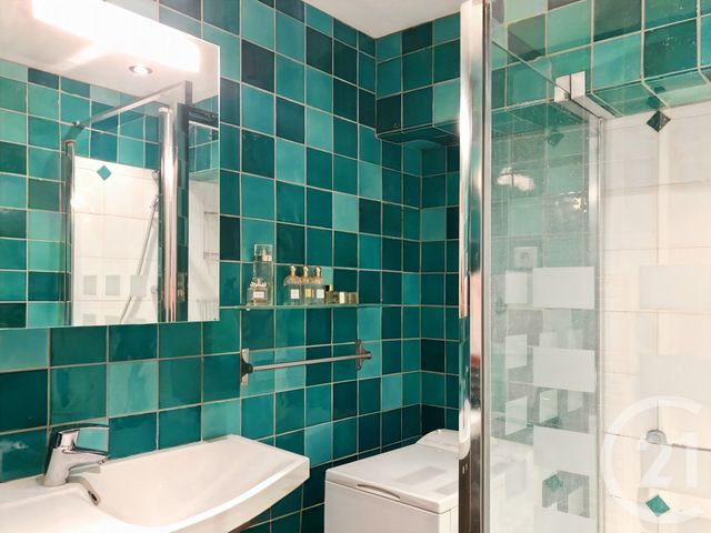 Appartement F2 à vendre - 2 pièces - 39.24 m2 - BANDOL - 83 - PROVENCE-ALPES-COTE-D-AZUR - Century 21 Immobilière Charlemagne