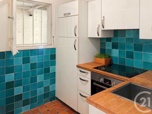 Appartement F2 à vendre - 2 pièces - 39.24 m2 - BANDOL - 83 - PROVENCE-ALPES-COTE-D-AZUR - Century 21 Immobilière Charlemagne