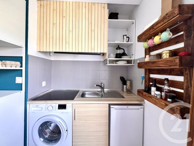 Appartement Studio à vendre - 1 pièce - 20.0 m2 - BANDOL - 83 - PROVENCE-ALPES-COTE-D-AZUR - Century 21 Immobilière Charlemagne