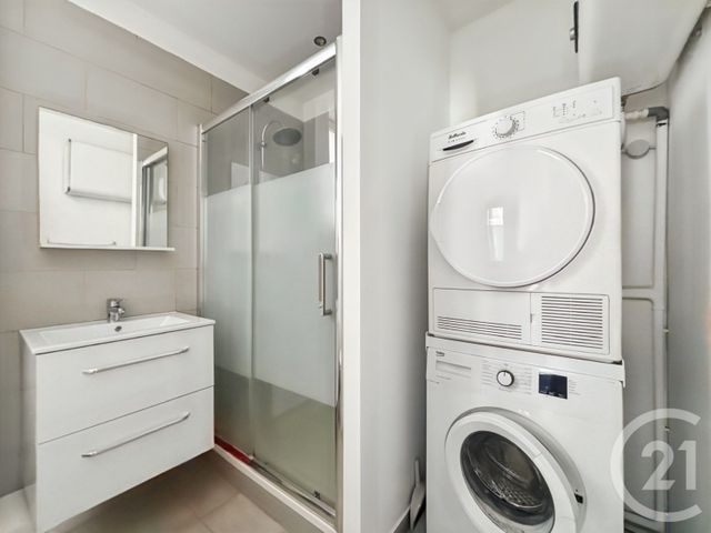 Appartement T2 à vendre - 2 pièces - 48.0 m2 - BANDOL - 83 - PROVENCE-ALPES-COTE-D-AZUR - Century 21 Immobilière Charlemagne