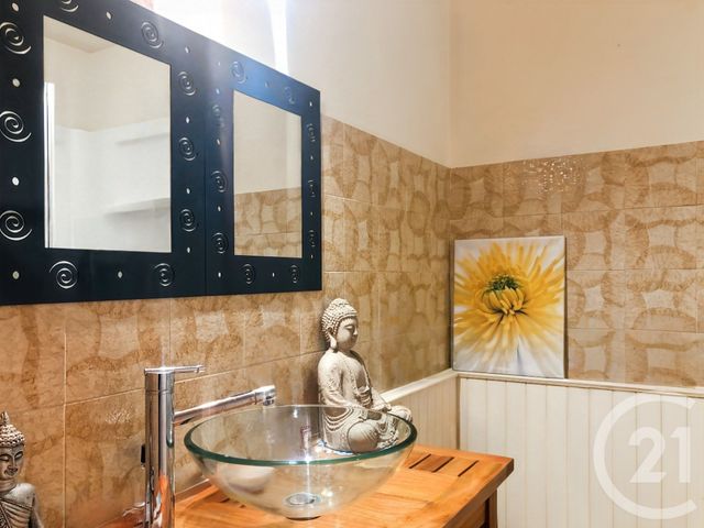 Appartement F2 à vendre - 2 pièces - 49.0 m2 - BANDOL - 83 - PROVENCE-ALPES-COTE-D-AZUR - Century 21 Immobilière Charlemagne