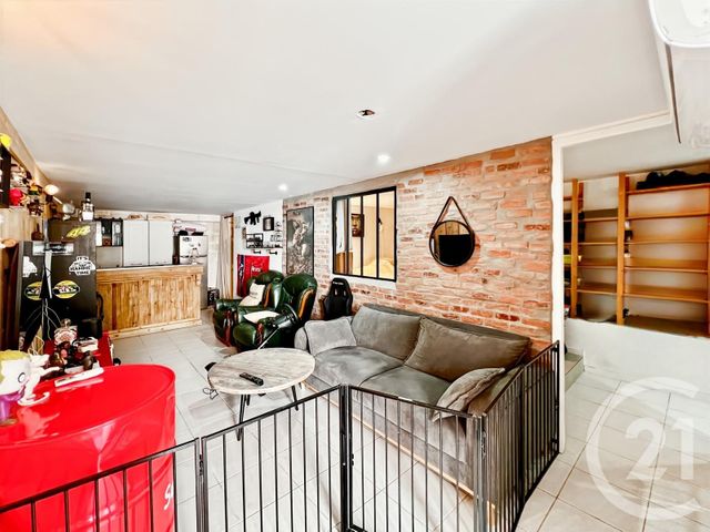 Afficher la photo en grand maison à vendre - 5 pièces - 130.0 m2 - LA CADIERE D AZUR - 83 - PROVENCE-ALPES-COTE-D-AZUR - Century 21 Immobilière Charlemagne