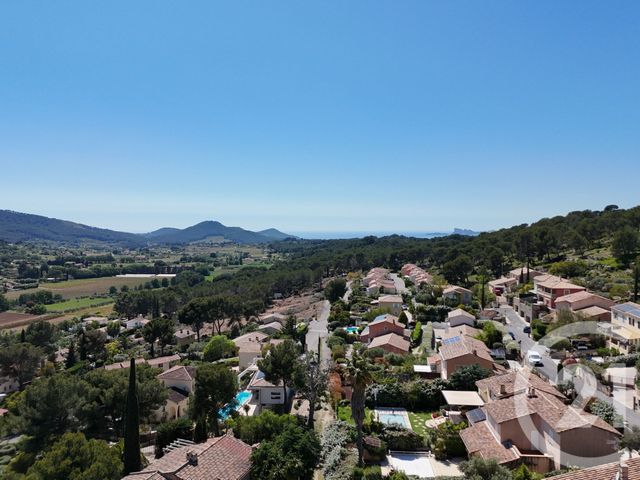 Afficher la photo en grand maison à vendre - 5 pièces - 130.0 m2 - LA CADIERE D AZUR - 83 - PROVENCE-ALPES-COTE-D-AZUR - Century 21 Immobilière Charlemagne