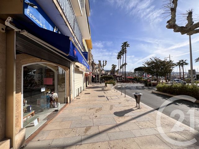 commerce à vendre - 49.0 m2 - BANDOL - 83 - PROVENCE-ALPES-COTE-D-AZUR - Century 21 Immobilière Charlemagne