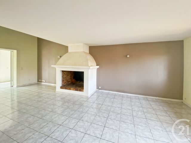 Appartement Triplex à vendre - 6 pièces - 147.88 m2 - BANDOL - 83 - PROVENCE-ALPES-COTE-D-AZUR - Century 21 Immobilière Charlemagne