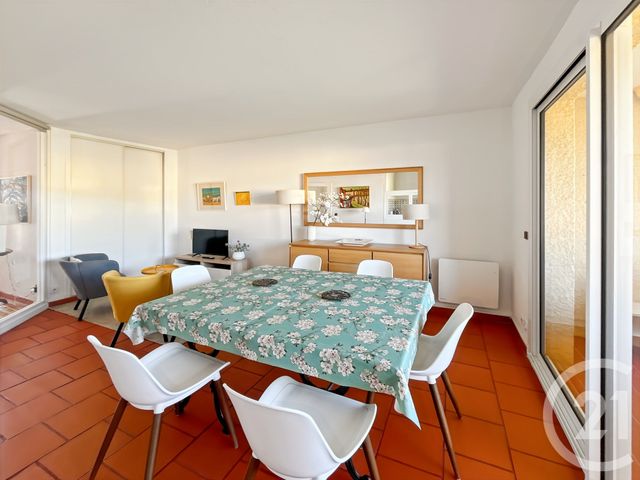 Appartement T3 à vendre - 3 pièces - 77.0 m2 - CASSIS - 13 - PROVENCE-ALPES-COTE-D-AZUR - Century 21 Immobilière Charlemagne
