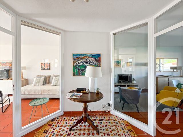 Appartement T3 à vendre - 3 pièces - 77.0 m2 - CASSIS - 13 - PROVENCE-ALPES-COTE-D-AZUR - Century 21 Immobilière Charlemagne