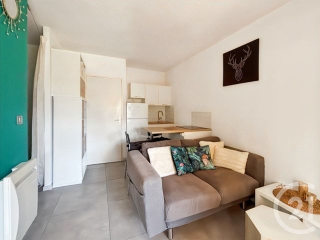Appartement T1 à vendre - 1 pièce - 25.52 m2 - BANDOL - 83 - PROVENCE-ALPES-COTE-D-AZUR - Century 21 Immobilière Charlemagne