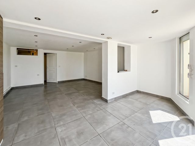 Appartement T1 à vendre - 1 pièce - 34.16 m2 - BANDOL - 83 - PROVENCE-ALPES-COTE-D-AZUR - Century 21 Immobilière Charlemagne