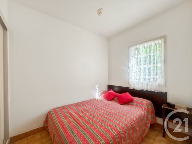 Appartement T3 à vendre - 3 pièces - 40.92 m2 - BANDOL - 83 - PROVENCE-ALPES-COTE-D-AZUR - Century 21 Immobilière Charlemagne