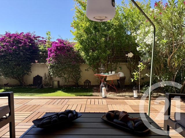 Appartement T3 à vendre - 3 pièces - 65.34 m2 - BANDOL - 83 - PROVENCE-ALPES-COTE-D-AZUR - Century 21 Immobilière Charlemagne