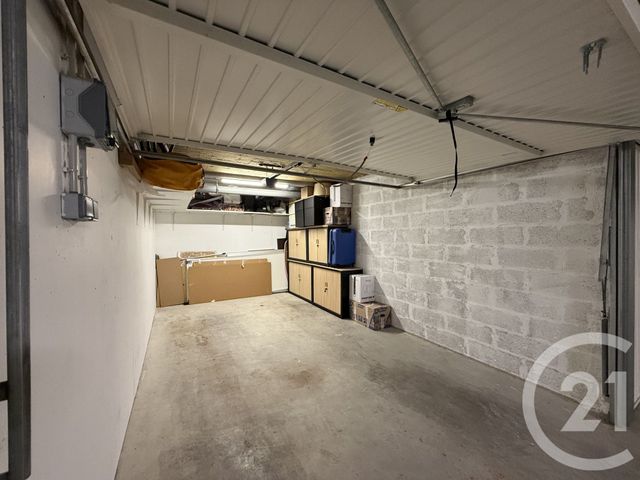 Appartement T3 à vendre - 3 pièces - 65.34 m2 - BANDOL - 83 - PROVENCE-ALPES-COTE-D-AZUR - Century 21 Immobilière Charlemagne