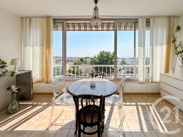 Appartement à vendre - 2 pièces - 44.05 m2 - BANDOL - 83 - PROVENCE-ALPES-COTE-D-AZUR - Century 21 Immobilière Charlemagne