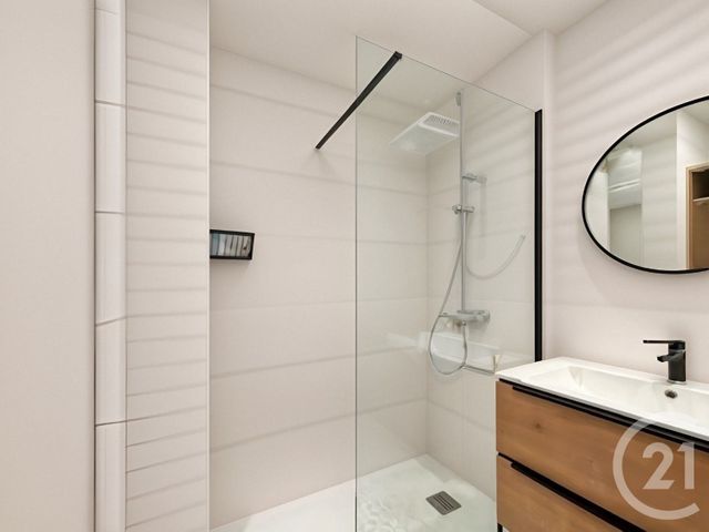 Appartement à vendre - 2 pièces - 44.05 m2 - BANDOL - 83 - PROVENCE-ALPES-COTE-D-AZUR - Century 21 Immobilière Charlemagne