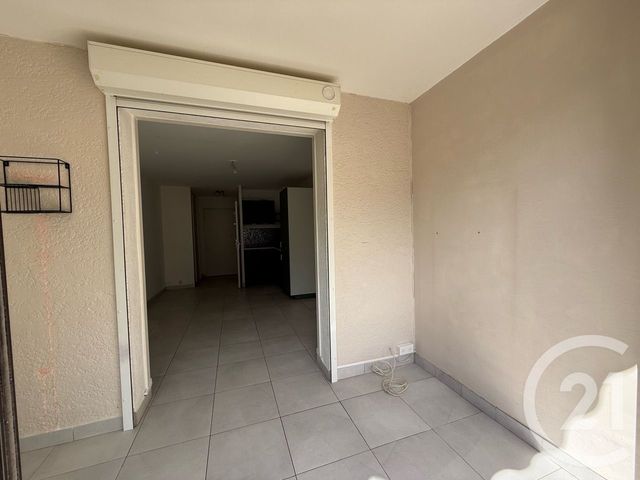 Appartement Studio à louer - 1 pièce - 23.11 m2 - BANDOL - 83 - PROVENCE-ALPES-COTE-D-AZUR - Century 21 Immobilière Charlemagne