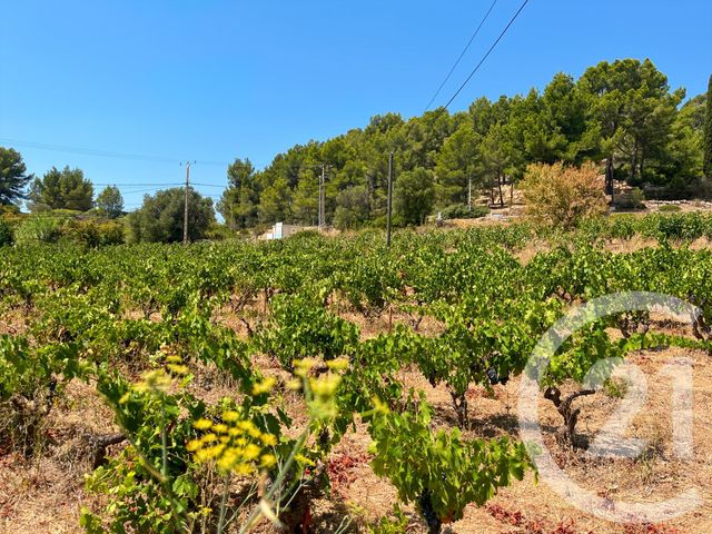 Afficher la photo en grand Appartement à vendre - 3 pièces - 62.0 m2 - LA CADIERE D AZUR - 83 - PROVENCE-ALPES-COTE-D-AZUR - Century 21 Immobilière Charlemagne