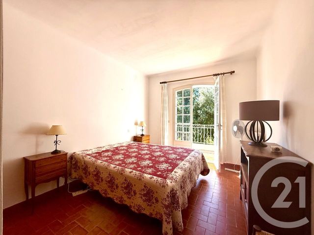 maison à vendre - 4 pièces - 115.3 m2 - LE BEAUSSET - 83 - PROVENCE-ALPES-COTE-D-AZUR - Century 21 Immobilière Charlemagne