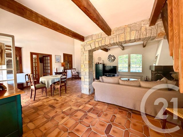 maison à vendre - 4 pièces - 115.3 m2 - LE BEAUSSET - 83 - PROVENCE-ALPES-COTE-D-AZUR - Century 21 Immobilière Charlemagne