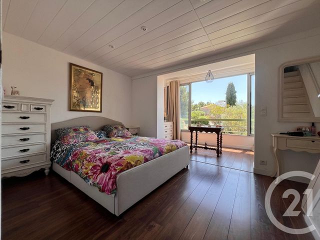 Appartement à vendre - 4 pièces - 92.0 m2 - BANDOL - 83 - PROVENCE-ALPES-COTE-D-AZUR - Century 21 Immobilière Charlemagne