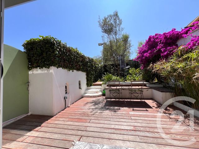 Appartement à vendre - 4 pièces - 92.0 m2 - BANDOL - 83 - PROVENCE-ALPES-COTE-D-AZUR - Century 21 Immobilière Charlemagne