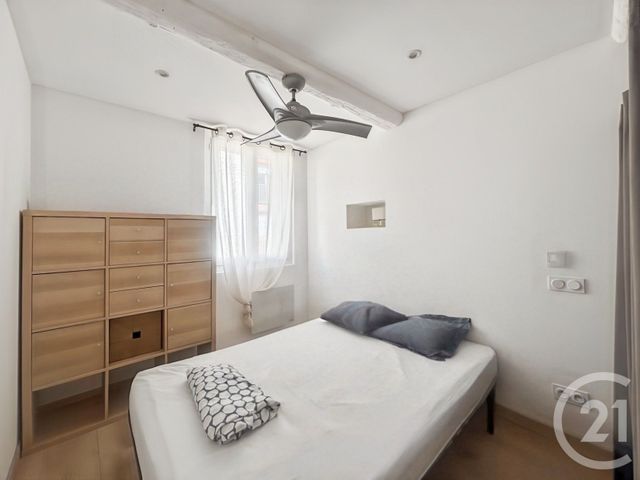 Appartement à vendre - 2 pièces - 35.65 m2 - BANDOL - 83 - PROVENCE-ALPES-COTE-D-AZUR - Century 21 Immobilière Charlemagne