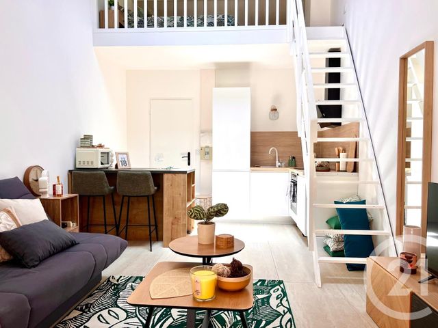 maison à vendre - 2 pièces - 33.0 m2 - BANDOL - 83 - PROVENCE-ALPES-COTE-D-AZUR - Century 21 Immobilière Charlemagne