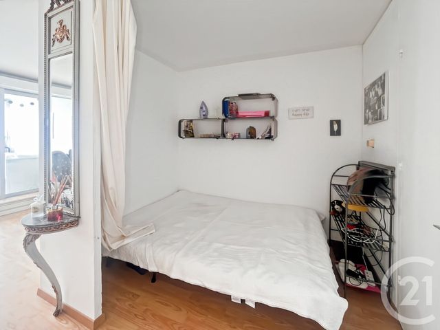 Appartement F1 à louer - 1 pièce - 30.63 m2 - BANDOL - 83 - PROVENCE-ALPES-COTE-D-AZUR - Century 21 Immobilière Charlemagne