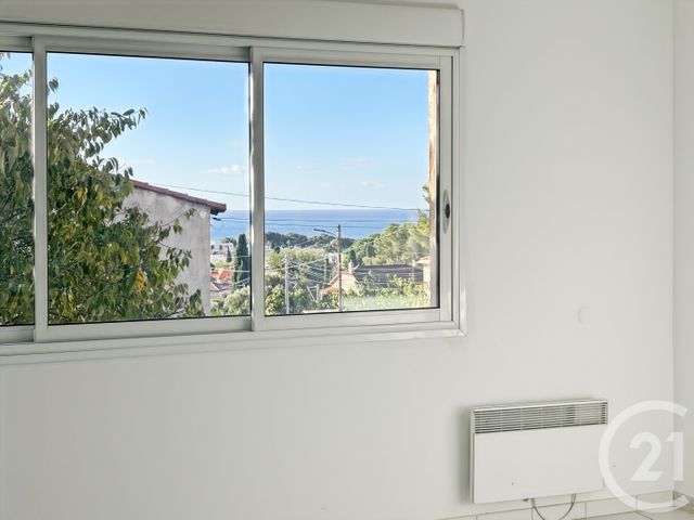 Appartement à vendre - 4 pièces - 85.07 m2 - BANDOL - 83 - PROVENCE-ALPES-COTE-D-AZUR - Century 21 Immobilière Charlemagne