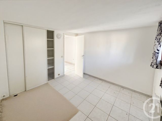 Appartement à vendre - 4 pièces - 85.07 m2 - BANDOL - 83 - PROVENCE-ALPES-COTE-D-AZUR - Century 21 Immobilière Charlemagne