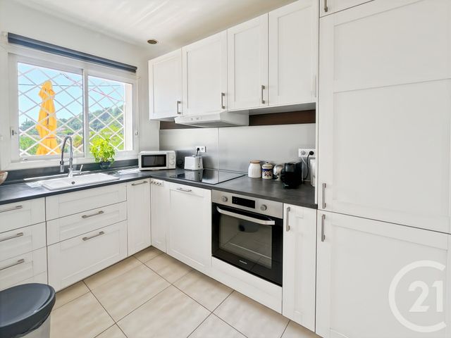 maison à vendre - 3 pièces - 62.0 m2 - LA CADIERE D AZUR - 83 - PROVENCE-ALPES-COTE-D-AZUR - Century 21 Immobilière Charlemagne