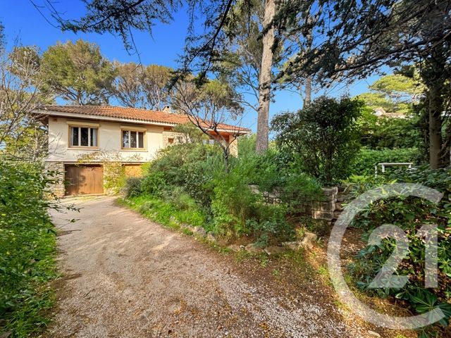 maison à vendre - 6 pièces - 134.63 m2 - SANARY SUR MER - 83 - PROVENCE-ALPES-COTE-D-AZUR - Century 21 Immobilière Charlemagne