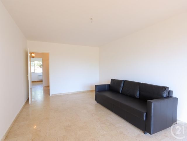 Appartement F2 à louer - 2 pièces - 47.11 m2 - BANDOL - 83 - PROVENCE-ALPES-COTE-D-AZUR - Century 21 Immobilière Charlemagne