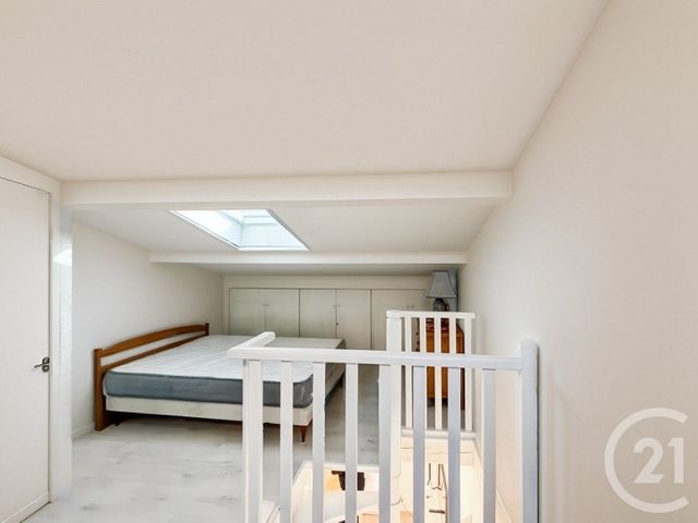 Appartement à vendre - 3 pièces - 61.0 m2 - BANDOL - 83 - PROVENCE-ALPES-COTE-D-AZUR - Century 21 Immobilière Charlemagne