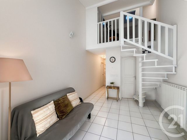 Appartement à vendre - 3 pièces - 61.0 m2 - BANDOL - 83 - PROVENCE-ALPES-COTE-D-AZUR - Century 21 Immobilière Charlemagne